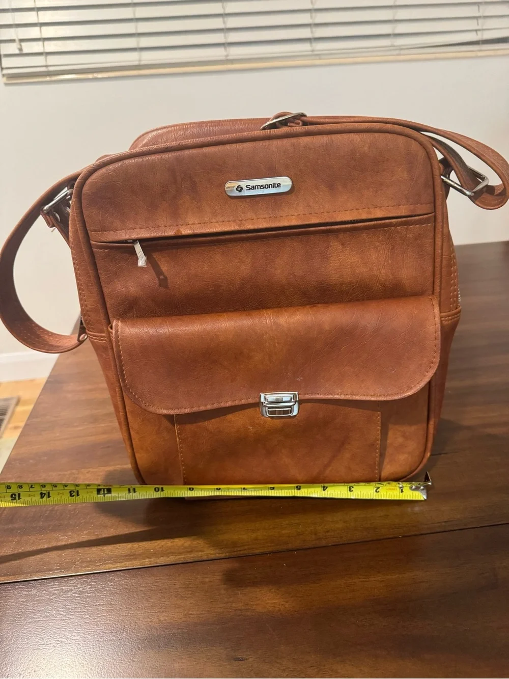 Vintage 1970s Samsonite Cognac Faux Leather Travel Messenger / Flight Bag
